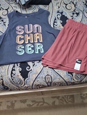 Womens Maurices Sun Chaser Graphic Tank with Athletic Works Mauve Shorts Size XL